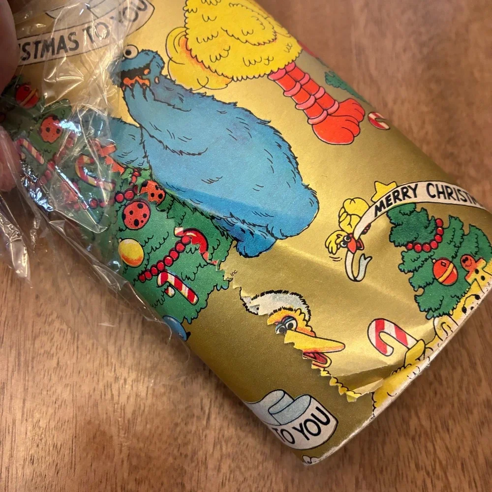 Vintage Sesame Street Christmas Wrapping Paper 24ft Gold Big Bird Cookie Monster